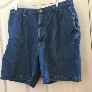 FINAL MARKDOWN Men’s Covington shorts 36